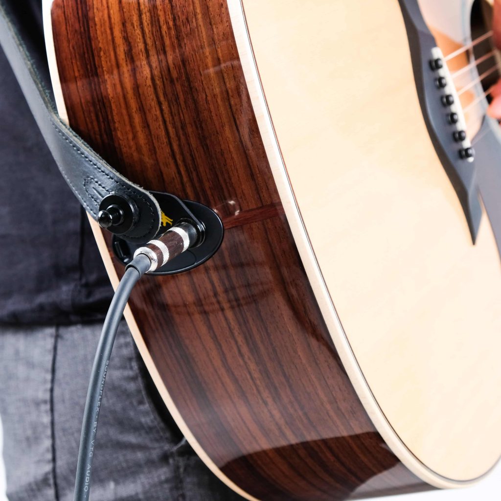 How to Use Strap Locks with Your Taylor Acoustic Guitar | Taylor