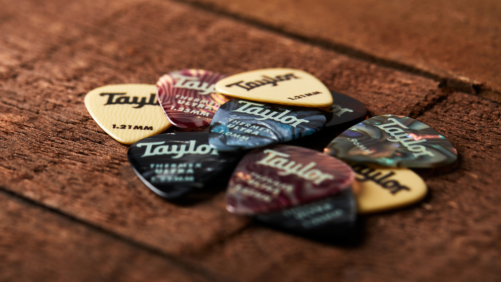How To Hold A Guitar Pick Taylor Guitars